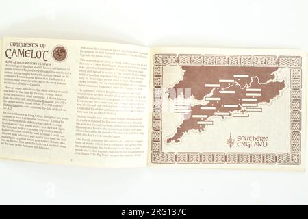 Conquests of Camelot: The Search for the Grail; 1990; libretto di avventura grafica Sierra, aperto a pagina 3 Foto Stock