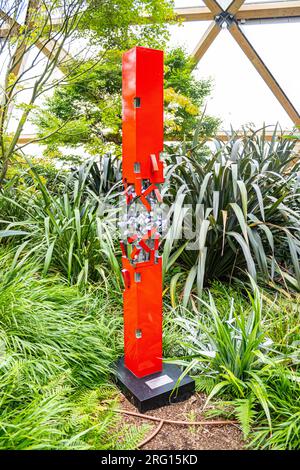 Scultura in Crossrail Place Roof Garden, Canary Wharf, Londra, Regno Unito Foto Stock