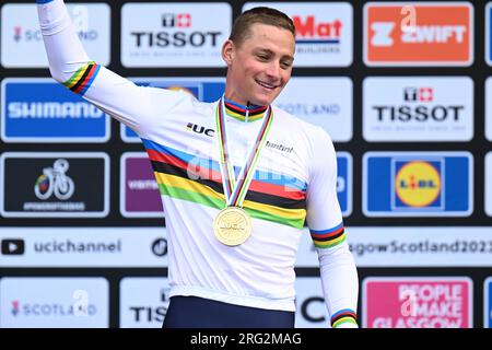 L'olandese mvdp Mathieu Van Der Poel è il nuovo campione del mondo a Glasgow 2023 Foto Stock