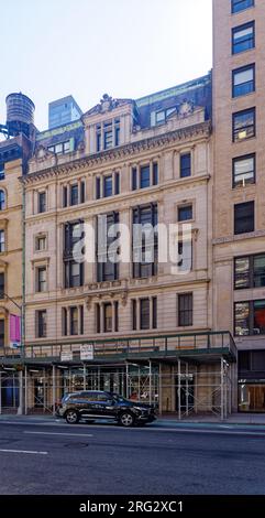 Ladies’ Mile Historic District: Costruito nel 1894 come Scribner Building, ora conosciuto come Rapaport Building, ospita uffici al di sopra del retail al livello della strada. Foto Stock