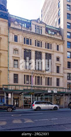 Ladies’ Mile Historic District: Costruito nel 1894 come Scribner Building, ora conosciuto come Rapaport Building, ospita uffici al di sopra del retail al livello della strada. Foto Stock