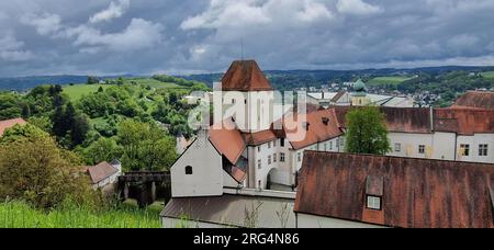 Vesti Oberhaus Fortezza, Passau ottobre 2023, Baviera, Germania. Veste Oberhaus è una fortezza fondata nel 1219. Foto Stock