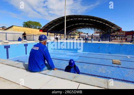 Ilheus, bahia, brasile - 9 maggio 2023: Costruzione di una scuola pubblica a tempo pieno nella città di ilheus nel sud di Bahia. Foto Stock