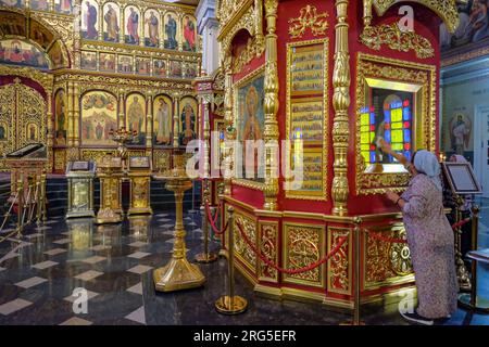 Almaty, Kazakistan - 6 agosto 2023: La cattedrale dell'Ascensione è una cattedrale ortodossa russa ad Almaty, Kazakistan. Foto Stock