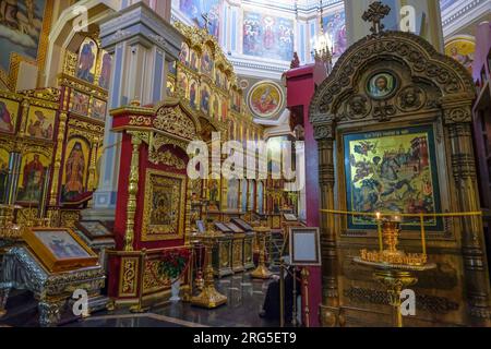 Almaty, Kazakistan - 6 agosto 2023: La cattedrale dell'Ascensione è una cattedrale ortodossa russa ad Almaty, Kazakistan. Foto Stock