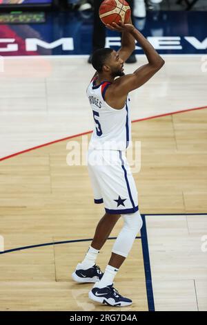 7 agosto 2023: L'attaccante degli Stati Uniti Mikal Bridges (5) tira un tiro libero durante la seconda metà dell'USA Basketball Showcase con USA vs. Puerto Rico alla T-Mobile Arena il 7 agosto 2023 a Las Vegas, Nevada. Christopher Trim/CSM. Foto Stock