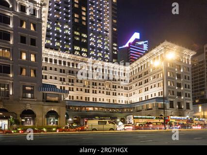 Kowloon, Hong Kong - 9 gennaio 2010: Famoso spettacolo laser harber di Hong Kong visto da Kowloon , Hong Kong. Foto Stock