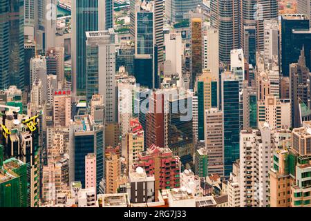 Victoria, Hong Kong - 8 gennaio 2010: Skyline panoramico della città di Hong Kong dal picco Foto Stock