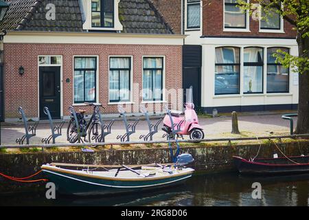 Vista panoramica della splendida città di Alkmaar nei Paesi Bassi Foto Stock