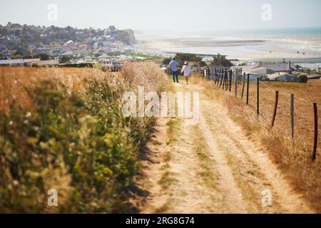 Pittoresco paesaggio panoramico di Sainte-Marguerite sur Mer, Normandia in Francia Foto Stock
