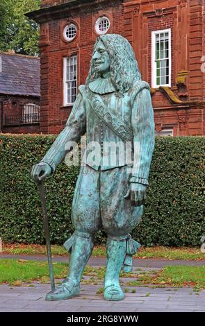 La statua di Childe of Hale di Diane Gorvin, un gigante alto 9 metri, alto 3 centimetri, villaggio di Hale, Halton , Merseyside, INGHILTERRA, REGNO UNITO, L24 4WB Foto Stock