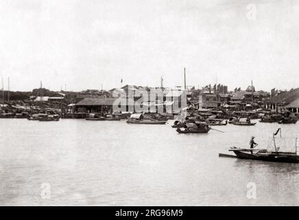 Barche sul fiume Pearl, Canton (Guangzhou), Cina intorno al 1890. Foto Stock