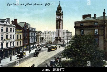 High Street e Albert Memorial, Belfast, Irlanda del Nord, con l'Albert Hotel sulla sinistra. Foto Stock