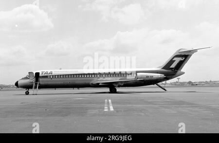 McDonnell Douglas DC-9-31 VH-TJO (msn 47326) della Trans Australia Airlines (TAA) Foto Stock