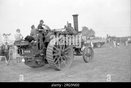 Motore per uso generico Burrell, regn. AH5239 , numero: 2479. Costruito nel 1909 da Charles Burrell & Sons of Thetford, Norfolk, alimentato da un motore a vapore composto da 8 NHP a manovella singola. Foto Stock