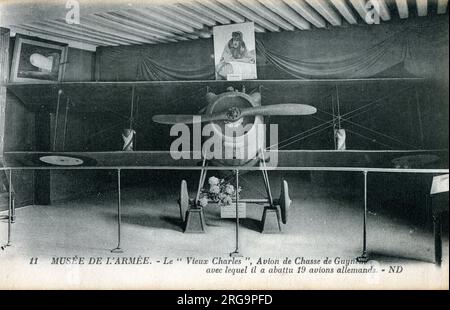 L'aereo originale SPAD S.VII, soprannominato "Vieux Charles", ora conservato al Musée de l'Air et de l'Espace del pilota francese di asso Georges Guynemer (1894-1917), il secondo asso da combattimento francese con 54 vittorie durante la prima guerra mondiale e un eroe nazionale francese al momento della sua morte. Foto Stock