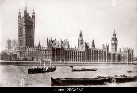 c.1880 Inghilterra - Vista di Londra - le Case del Parlamento a Westminster dal Tamigi Foto Stock