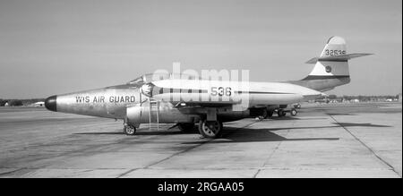 Wisconsin Air National Guard - Northrop F-89J Scorpion 53-2536, del 126th Fighter Interceptor Squadron. Costruito come F-89d-60-NO e aggiornato a F-89J. Wisconsin ANG 126th FIS. Venduto sul mercato privato e registrato come N32536. Attualmente conservato presso il Museo EAA AirVenture di Oshkosh, WISCONSIN. Foto Stock