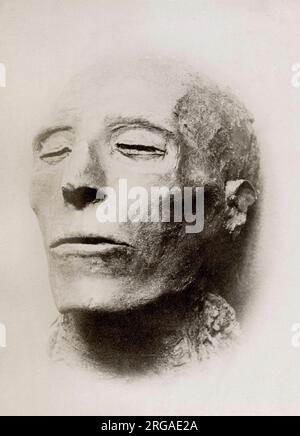 Fotografia d'epoca del XIX secolo - Fotografia d'epoca del XIX secolo - mummia testa mummificata del Re Seti i, faroah. Foto Stock