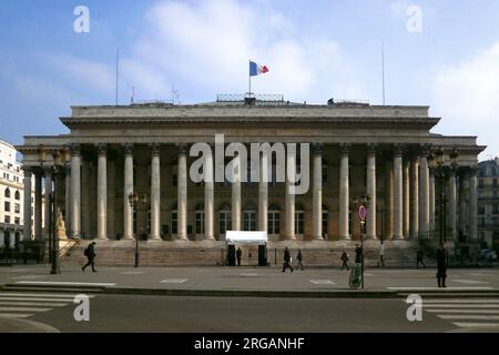 Parigi, Francia - 21 febbraio 2018: La Bourse de Paris (in inglese: Paris Bourse) è la storica borsa valori di Parigi, conosciuta come Euronext Paris dal 200 Foto Stock