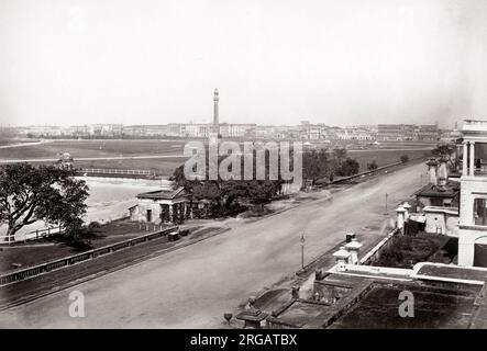 Monumento Ochterlony (Shaheed Minar) sul Maidan, Calcutta, (Kolkata) India, c.1860's Foto Stock