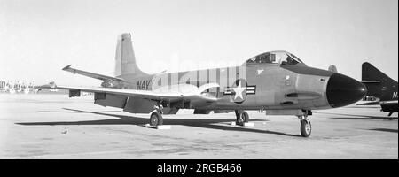 United States Navy - McDonnell F2H-4 Banshee 127683 (msn 287) Foto Stock