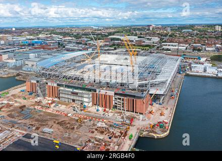 Liverpool, Regno Unito. 08.07.2023 nuovo stadio dell'Everton Football Club in costruzione sul molo di Bramley Moore accanto al fiume Mersey. 7 agosto 2023. Foto Stock