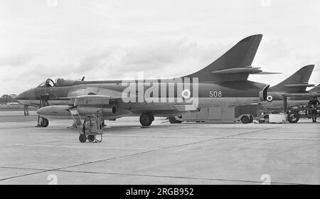 Comando di difesa aerea di Singapore - Hawker Hunter FGA.74 508 (ex F.6 XE615, ex G-9-305) Foto Stock