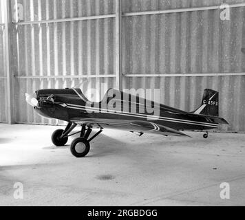 Druine D.31 turbolento G-ASFX (msn PFA 513), presso l'aeroporto di Coventry. Foto Stock