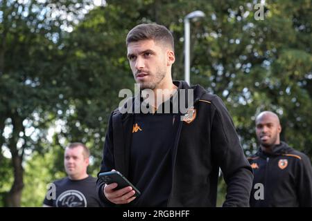 Hull, Regno Unito. 8 agosto 2023., Rúben Vinagrearriva allo stadio MKM davanti alla partita di Carabao Cup Hull City vs Doncaster Rovers all'MKM Stadium di Hull, Regno Unito, 8 agosto 2023 (foto di James Heaton/News Images) a Hull, Regno Unito il 8/8/2023. (Foto di James Heaton/News Images/Sipa USA) credito: SIPA USA/Alamy Live News Foto Stock