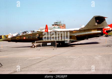 Flyvevabnet - Lockheed TF-104G Starfighter RT-684 (msn 583C-5528), di Esk 726, al RAF Greenham Common, il 27 Jujy 1983, per l'International Air Tattoo. (Flyvevabnet - Royal Danish Air Force). Foto Stock