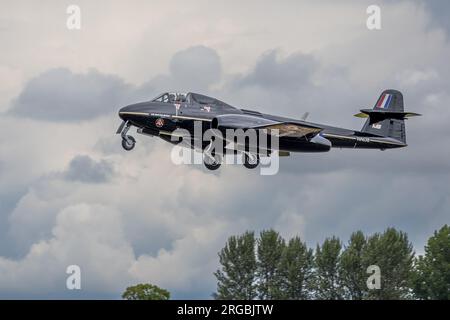 Martin-Baker Gloster Meteor «WA638» in arrivo a RAF Fairford per il Royal International Air Tattoo 2023. Foto Stock