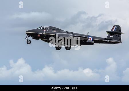 Martin-Baker Gloster Meteor «WA638» in arrivo a RAF Fairford per il Royal International Air Tattoo 2023. Foto Stock