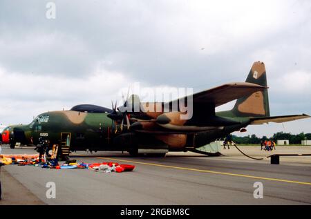 United States Air Force (USAF) - Lockheed HC-130P-130-LM Hercules 66-0220 Foto Stock