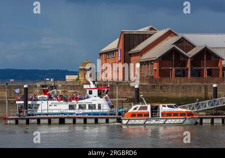 Newhaven Harbour, Edimburgo, Scozia, Regno Unito Foto Stock