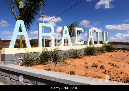 Aracatu, bahia, brasile - 24 luglio 2023: Lattaio nella città di Itajuipe nel sud di Bahia. Foto Stock