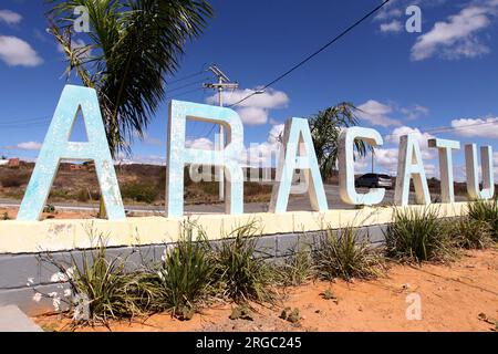 Aracatu, bahia, brasile - 24 luglio 2023: Lattaio nella città di Itajuipe nel sud di Bahia. Foto Stock