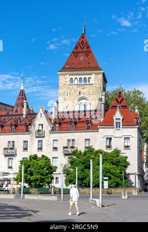 Château d'Ouchy (Hotel), Place du Port, Losanna, Canton Vaud, Svizzera Foto Stock