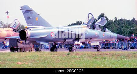 Armee de l'Air - Dassault Mirage F.1B 520 - 33-FL (msn 520), di Escadron de Chasse 01-033, alla base eyrienne 112 Reims-Champagne il 14 settembre 1997. (Armee de l'Air - forza aerea francese). Foto Stock