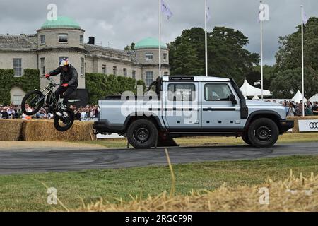 INEOS Grenadier Quartermaster, Dougie Lampkin, First Glance, un'opportunità per vedere nuovi modelli e concept car sia dal nuovo che consolidato manuf Foto Stock