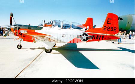 United States Navy - Beechcraft T-34C Mentor 162292 (msn GL-290, codice base e, Call-sign 292), di addestramento Air Wing-5. Foto Stock