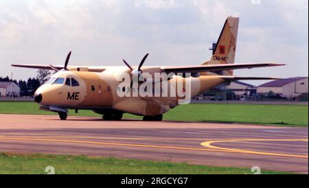 Royal Maroccan Air Force - CASA 235-100m CNA-ME (msn AL05-4-C027), al Mildenhall Air Fete 25 maggio 1996. Foto Stock