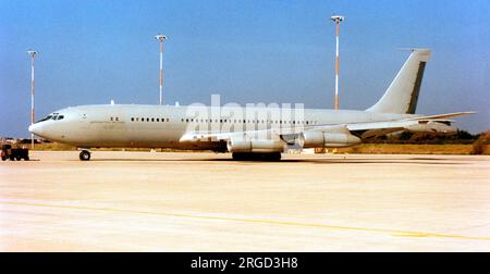 Aeronautica militare - Boeing 707-382B MM62149 / 14-02 (msn 20298). (Aeronautica militare - Aeronautica militare) Foto Stock