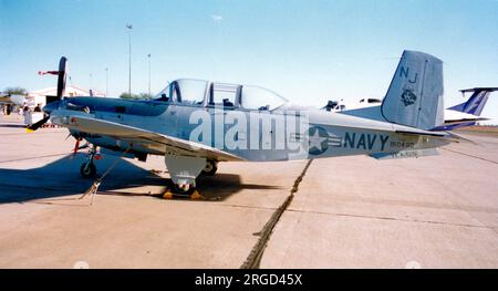 Marina degli Stati Uniti - Beechcraft T-34C Mentor 160492 (MSN GL-49, codice base 'NJ'), di VFA-125. Foto Stock