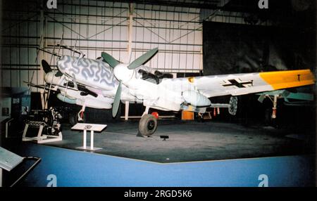 Messerschmitt Bf 110G-4/R-6 8479M (msn 730301), presso il Royal Air Force Museum di Hendon. Foto Stock