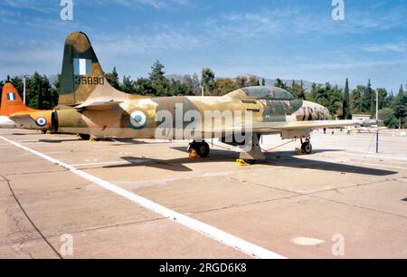 Lockheed T-33A-1-lo Shooting Star 35890 (msn 580-9366, ex 53-5980 buzz numero TR-890), presso l'Hellenic AF Museum, Dekelia AB, Atene Foto Stock