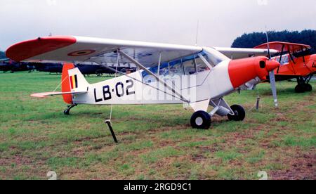 Nastro adesivo per eyrienne - Piper L-21B Super Cub LB-02 (msn 18-3844, PA-18-135, ex 54-2407, R-117). (Forza Aerienne Belge - Belgische Luchtmacht - Aeronautica militare belga). Foto Stock