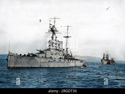 HMS Malaya, una nave da battaglia britannica della classe Queen Elizabeth, varata nel 1915, servì durante la prima guerra mondiale inclusa la battaglia dello Jutland, servì anche nella seconda guerra mondiale, dismessa nel 1944. Foto Stock