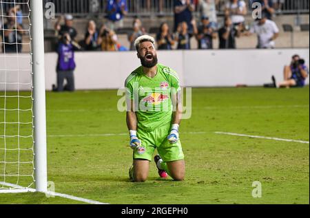 Chester, Pennsylvania, USA. 8 agosto 2023. 8 agosto 2023, Chester PA, USA: Il portiere della Red Bull di New York, CARLOS CORONEL (1) reagisce dopo non essere riuscito a fermare un calcio di rigore dell'Unione durante la partita di League Cup a Subaru Park, l'Union ha vinto ai calci di rigore. Immagine di credito: © Ricky Fitchett via ZUMA Wire (immagine di credito: © Ricky Fitchett/ZUMA Press Wire) SOLO USO EDITORIALE! Non per USO commerciale! Foto Stock