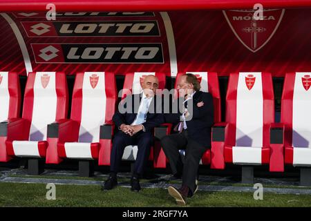 Monza, Italia - 8 agosto 2023, Adriano Galliani e Paolo Scaroni, durante il Trofeo Silvio Berlusconi, Trofeo Silvio Berlusconi, partita di calcio tra AC Monza e AC Milan l'8 agosto 2023 allo Stadio U-Power di Monza, Italia - foto Morgese Foto Stock